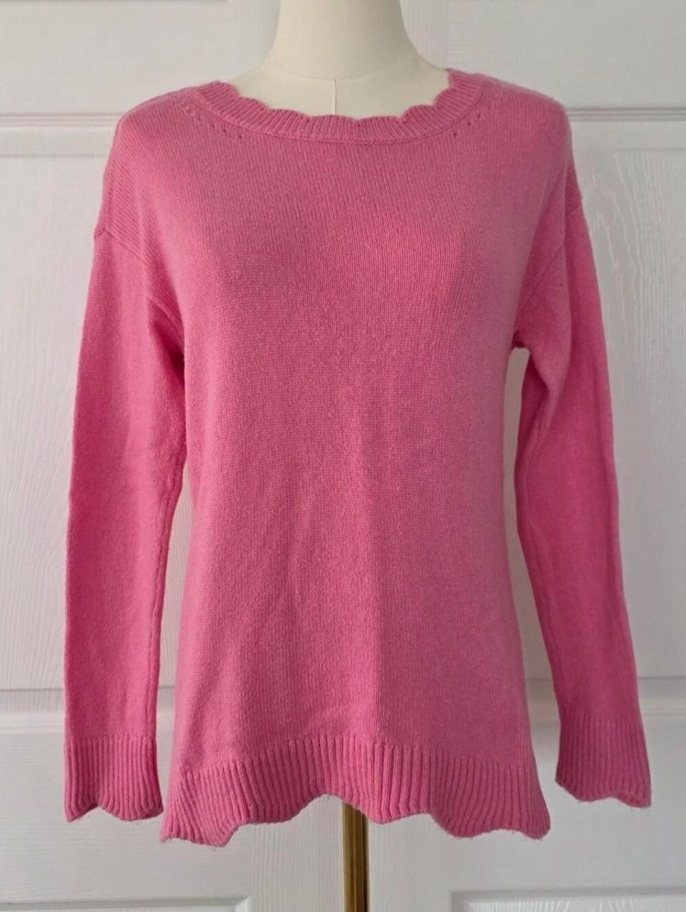 ♡ Pink Scalloped Knit Sweater, Talbots ♡